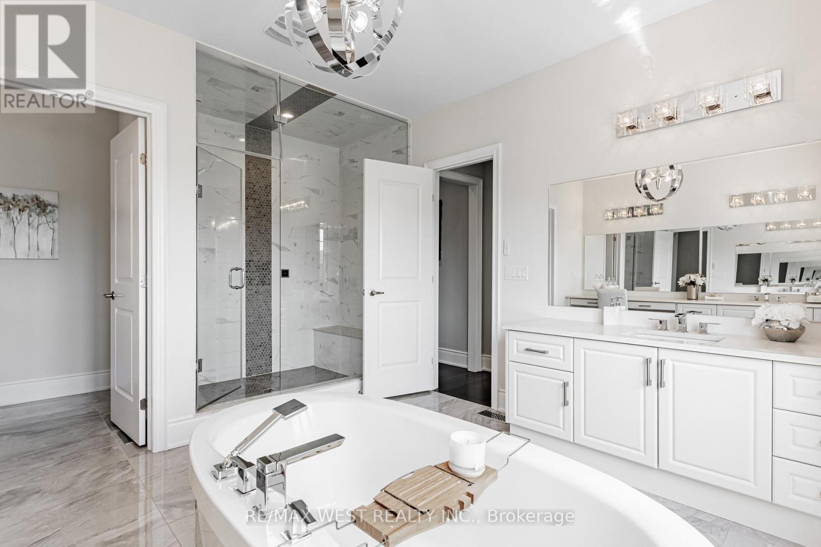 175 Woodgate Pines Drive, Vaughan, Ontario  L4H 4K5 - Photo 26 - N13068082
