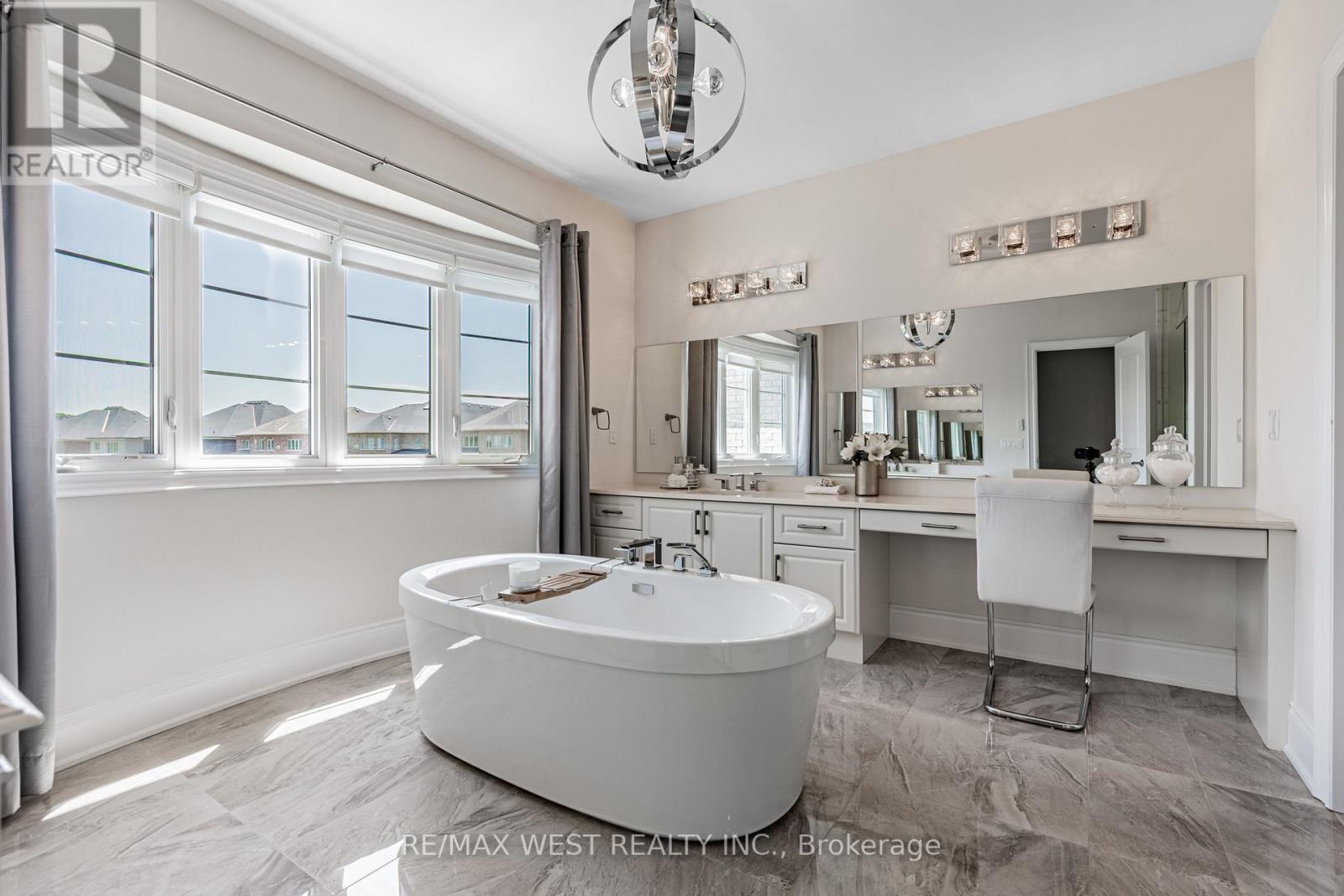 175 Woodgate Pines Drive, Vaughan, Ontario  L4H 4K5 - Photo 29 - N13068082
