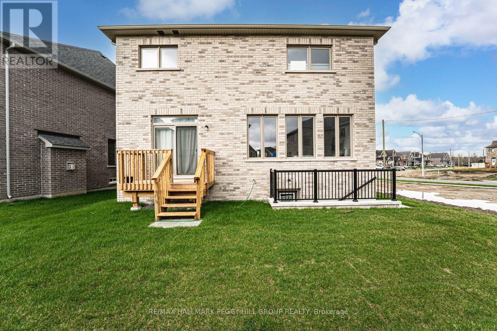 17 Baycroft Boulevard, Essa, Ontario  L3W 0L7 - Photo 17 - N13068116