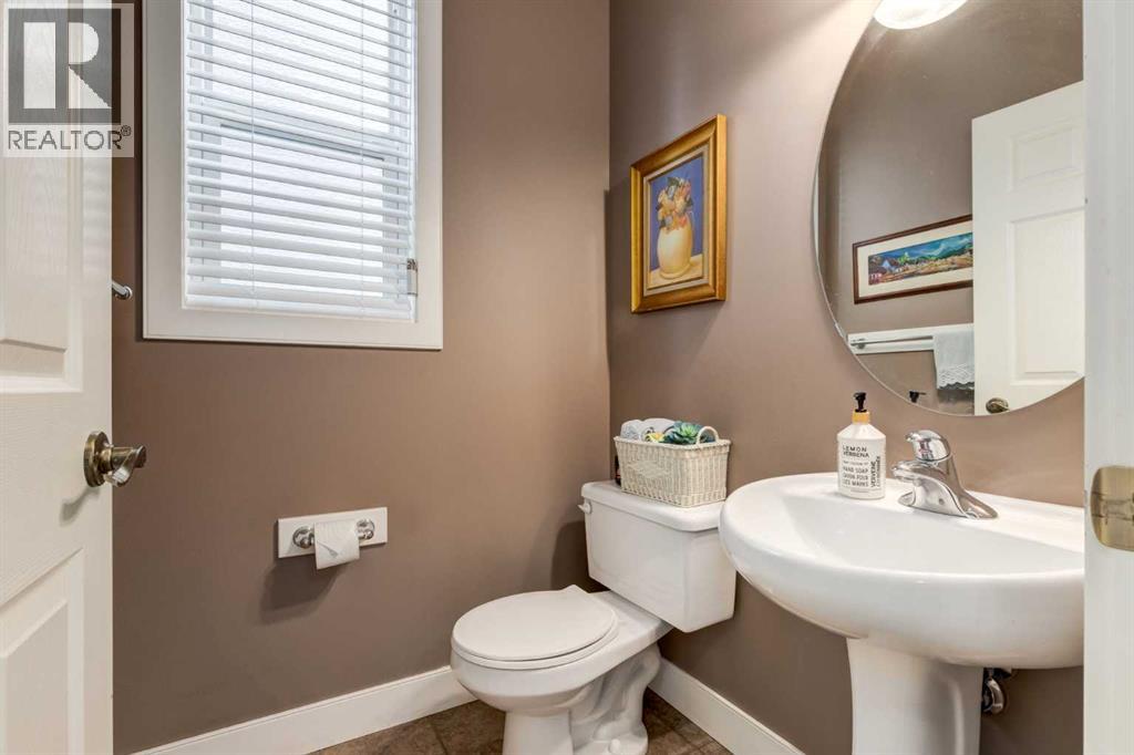 72 Wentworth Crescent Sw, Calgary, Alberta  T3H 5V2 - Photo 16 - A2306507