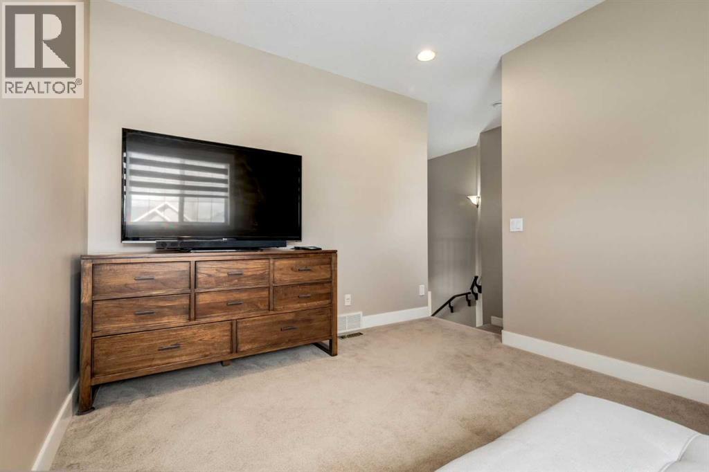 72 Wentworth Crescent Sw, Calgary, Alberta  T3H 5V2 - Photo 19 - A2306507