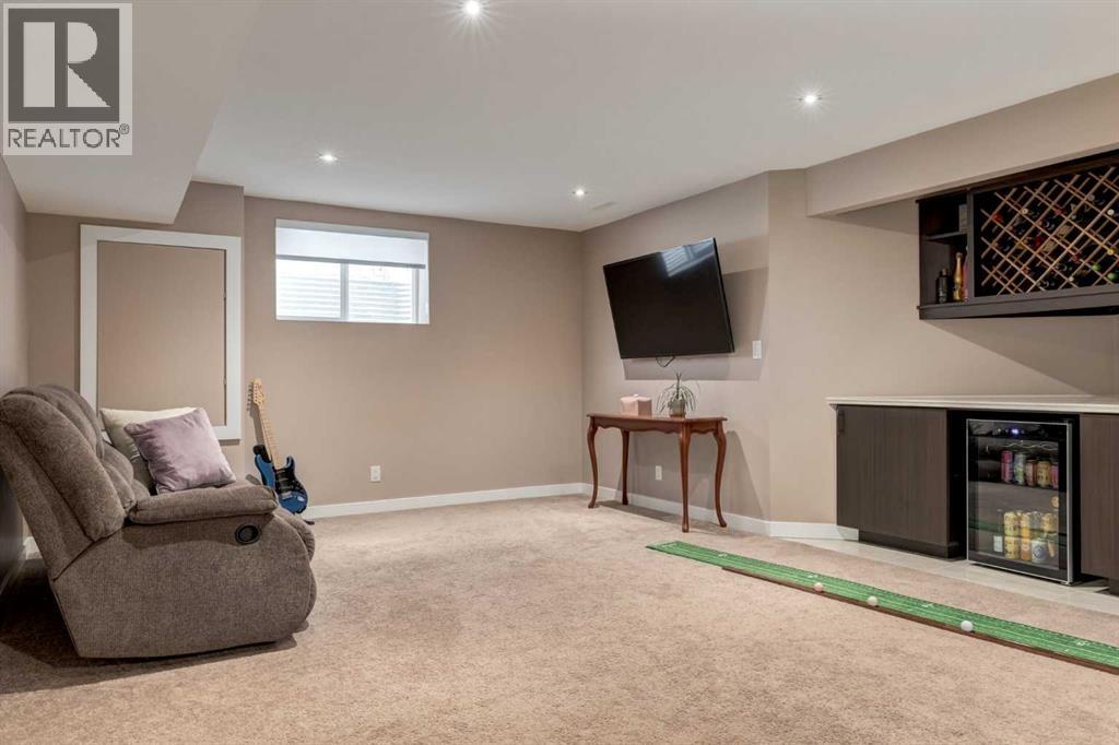 72 Wentworth Crescent Sw, Calgary, Alberta  T3H 5V2 - Photo 29 - A2306507