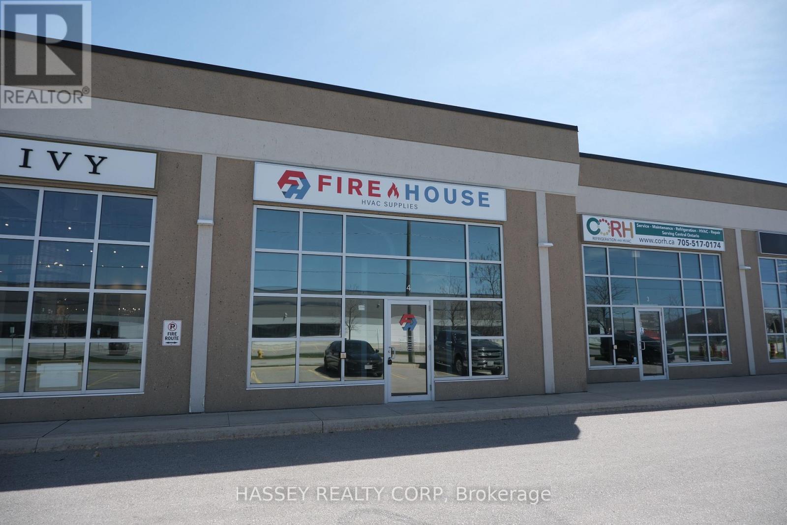 4 - 322 King Street, Barrie (0 West), Ontario  L4N 6L2 - Photo 1 - S13068206