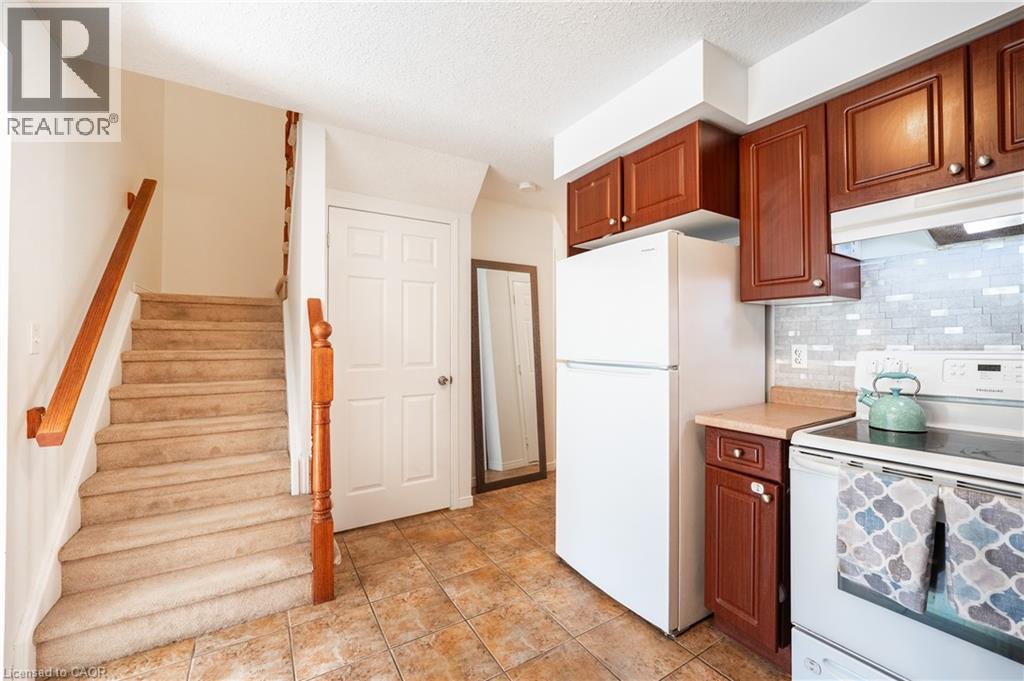 30 Fallowfield Drive, Kitchener, Ontario  N2C 0A8 - Photo 9 - 40824788