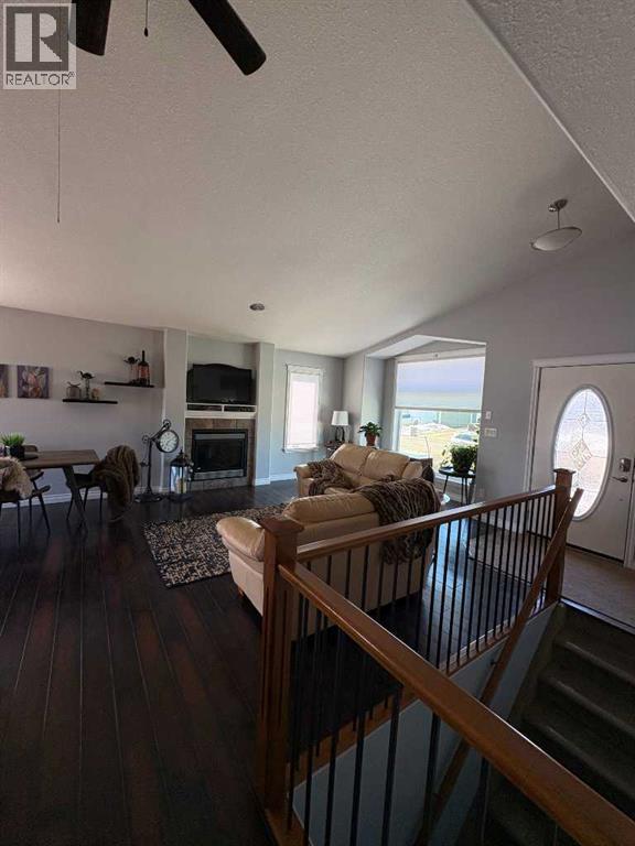 9102 127 Avenue, Peace River, Alberta  T8S 1W7 - Photo 13 - A2303962