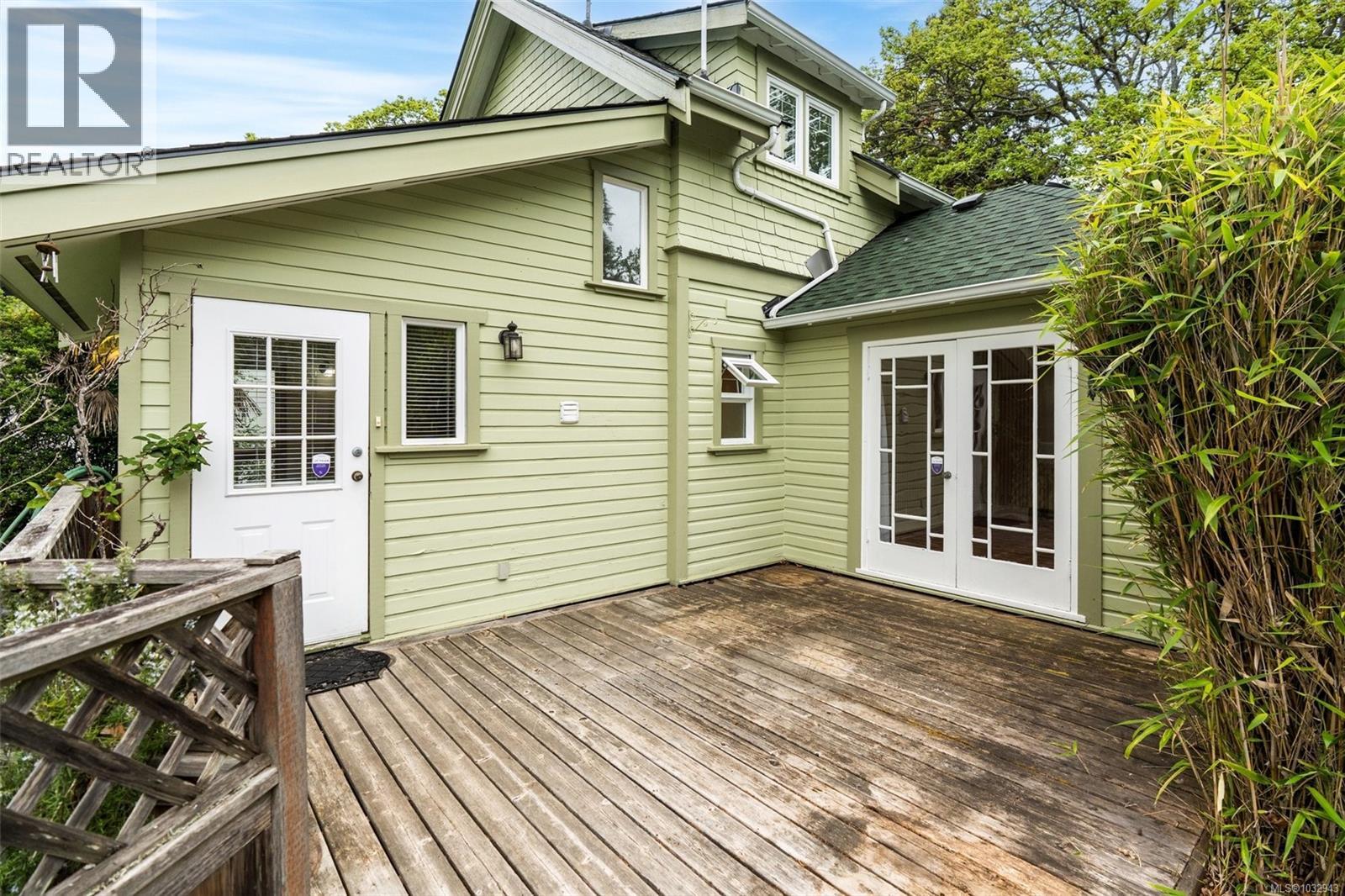 1274 Hewlett Pl, Oak Bay, British Columbia  V8S 4P7 - Photo 17 - 1032943