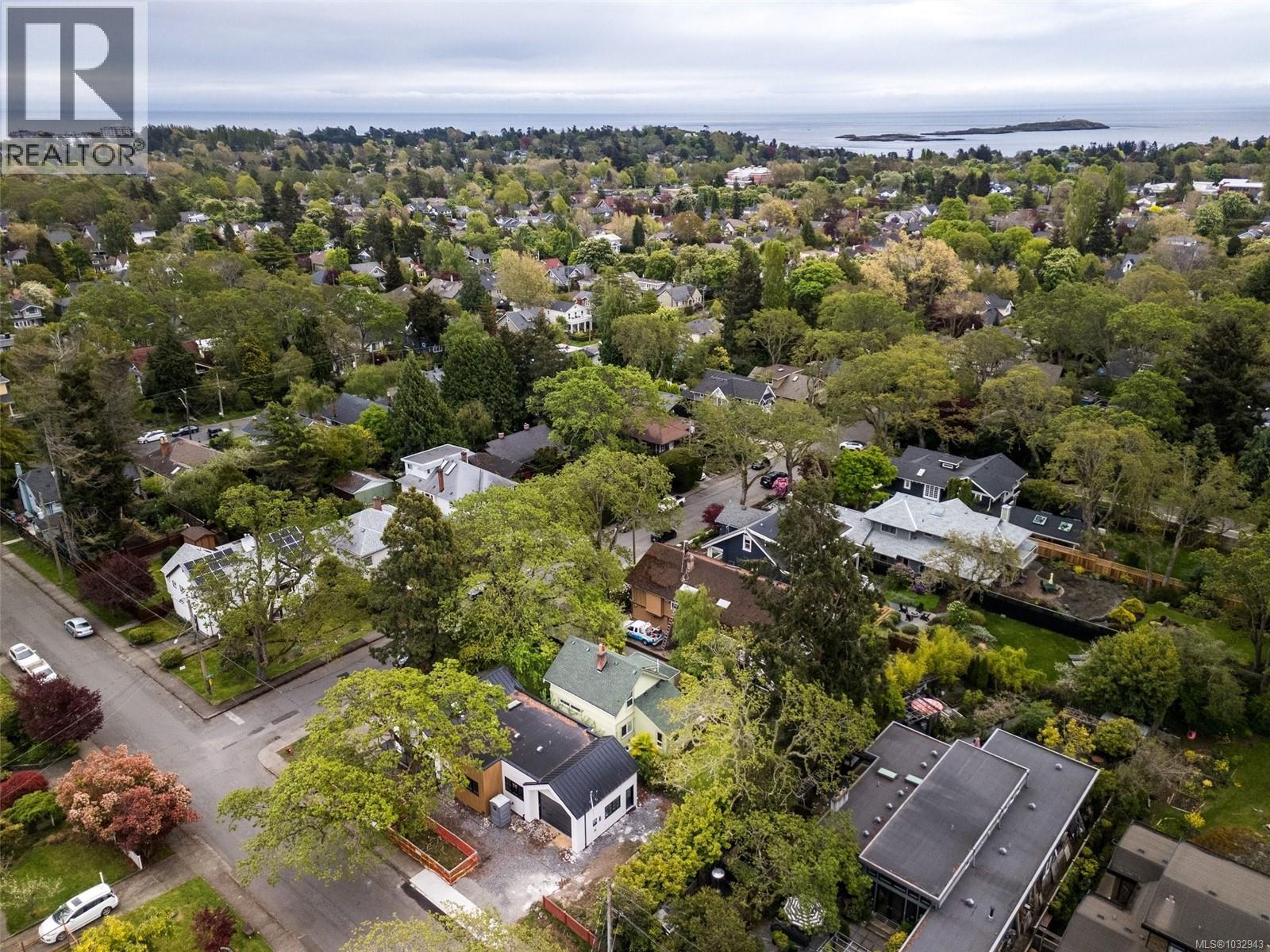 1274 Hewlett Pl, Oak Bay, British Columbia  V8S 4P7 - Photo 34 - 1032943