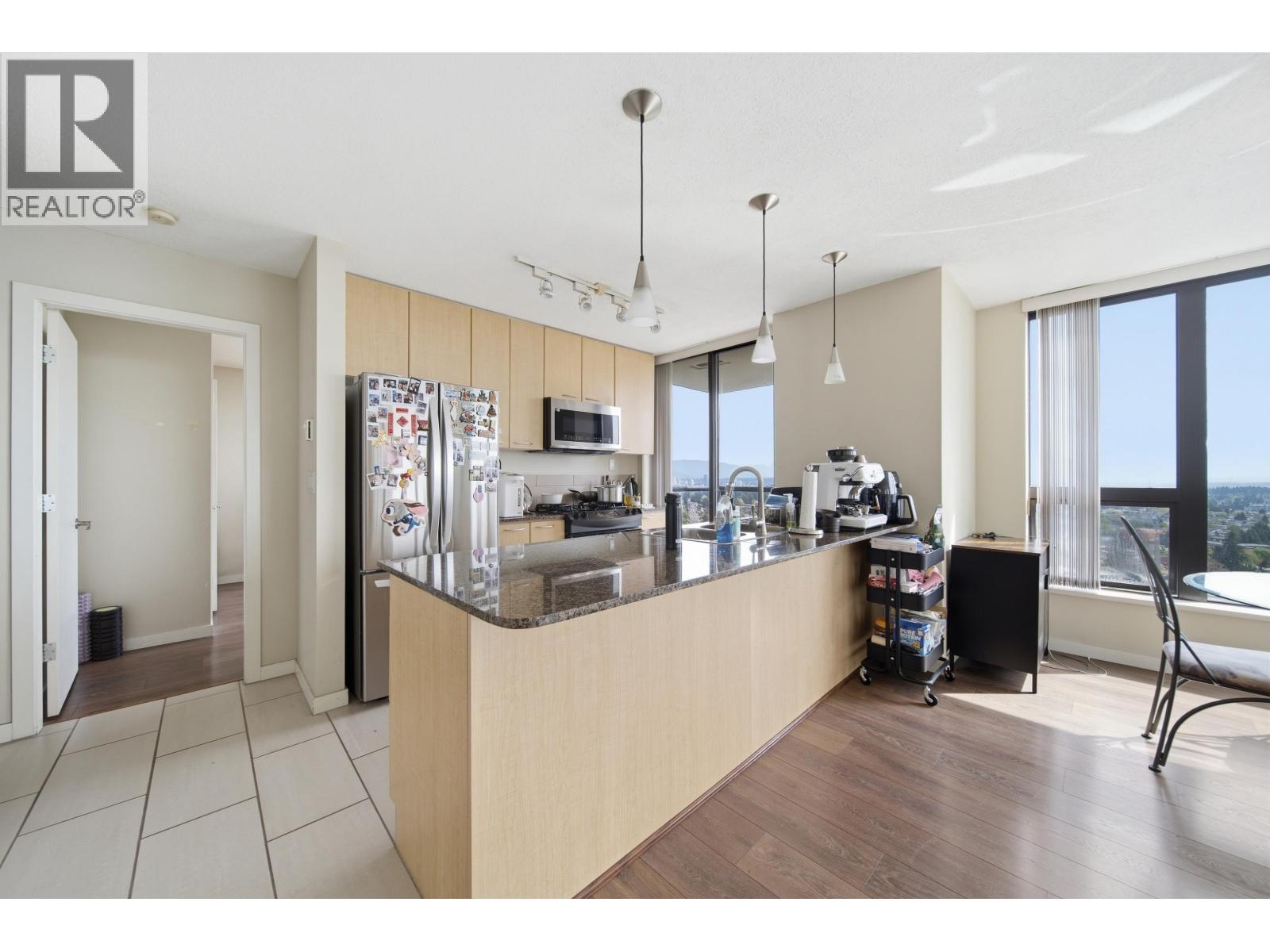 2408 7178 Collier Street, Burnaby, British Columbia  V5E 4N7 - Photo 12 - R3116627