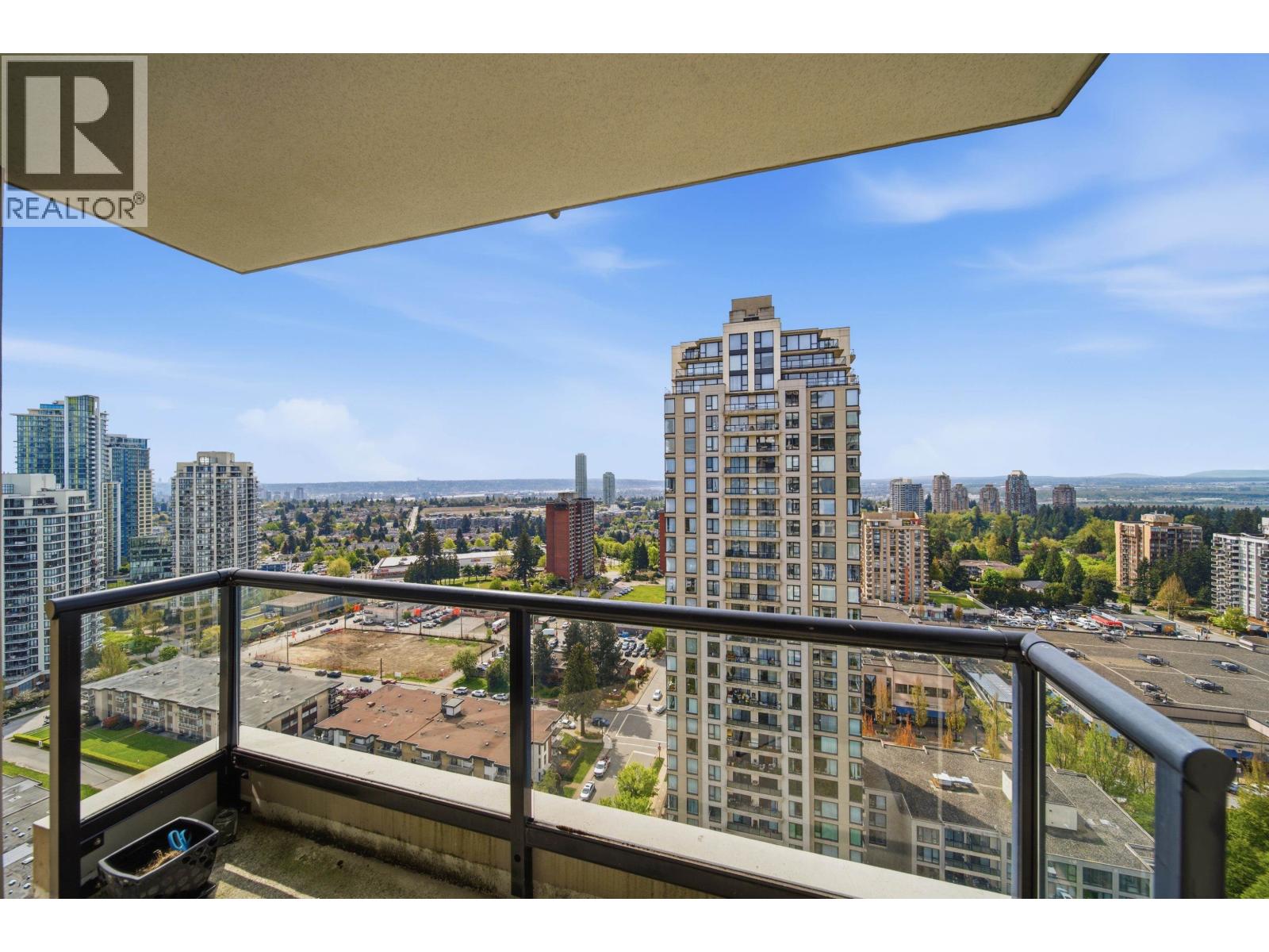 2408 7178 Collier Street, Burnaby, British Columbia  V5E 4N7 - Photo 4 - R3116627