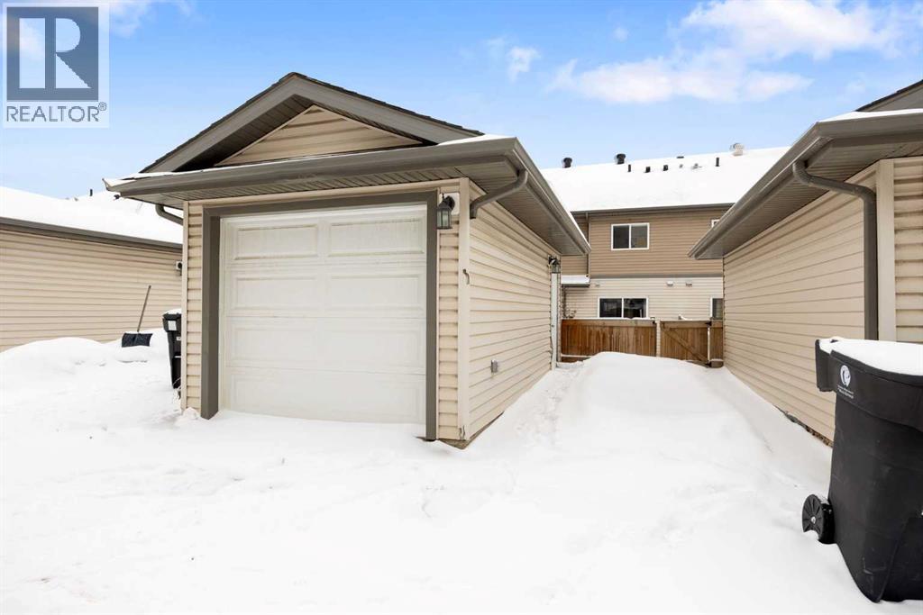 3, 400 Sparrow Hawk Drive, Fort Mcmurray, Alberta  T9K 0Y7 - Photo 37 - A2283691