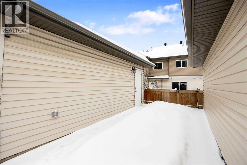 3, 400 Sparrow Hawk Drive, Fort Mcmurray, Alberta  T9K 0Y7 - Photo 36 - A2283691