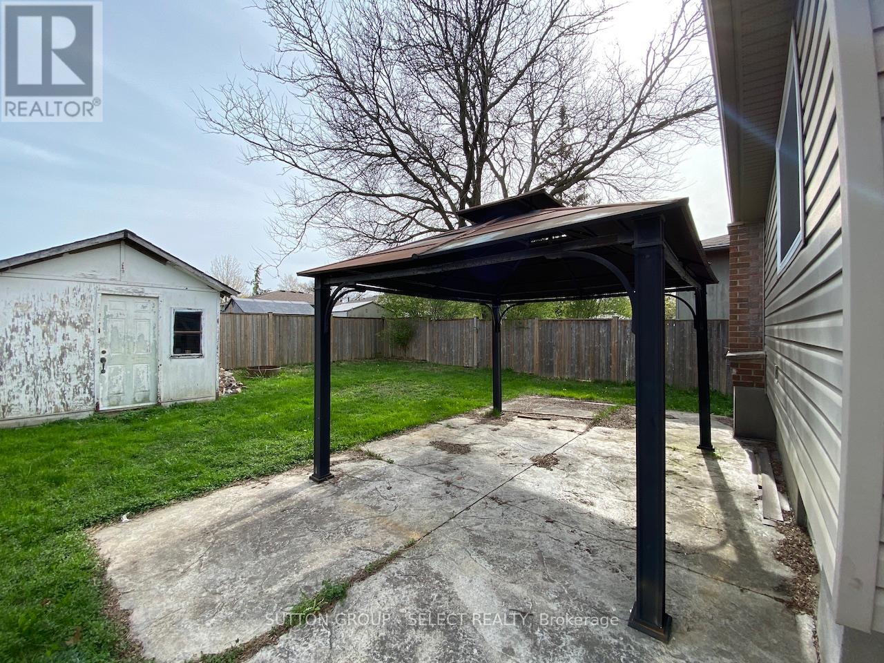 Lower - 19 Poplar Crescent, London South, Ontario  N6E 2N3 - Photo 11 - X13068420