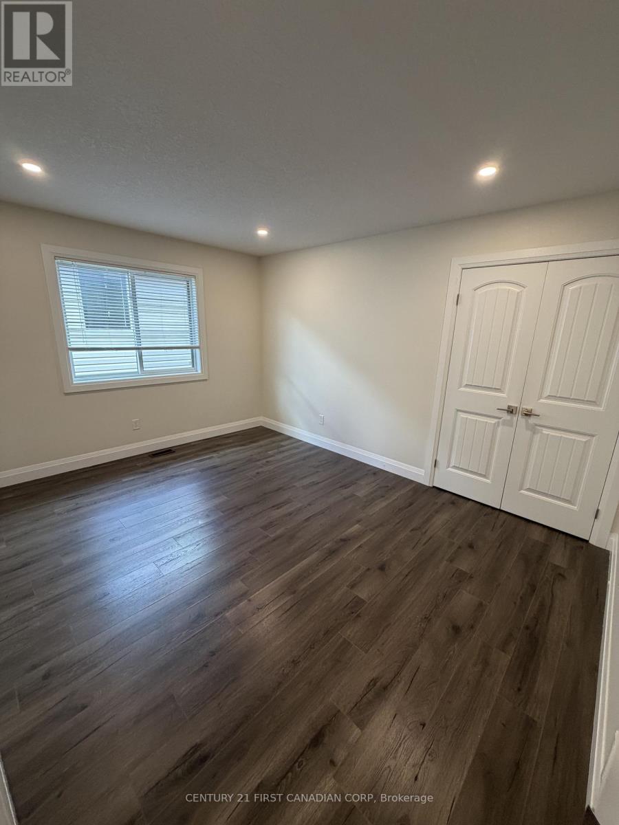 Upper - 2779 Oriole Drive, London South (South U), Ontario  N6M 1E7 - Photo 17 - X13068526