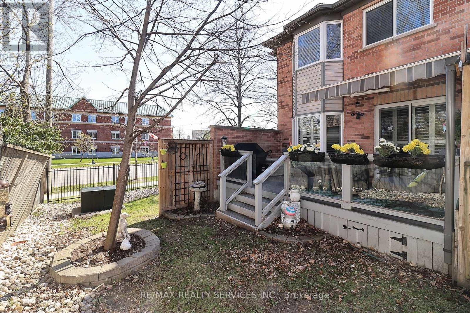 15 - 2088 Leanne Boulevard, Mississauga, Ontario  L5K 2S7 - Photo 17 - W13068006