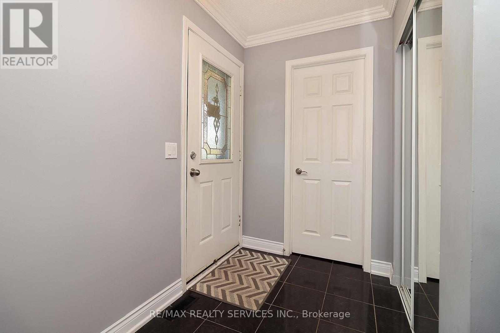 15 - 2088 Leanne Boulevard, Mississauga, Ontario  L5K 2S7 - Photo 2 - W13068006