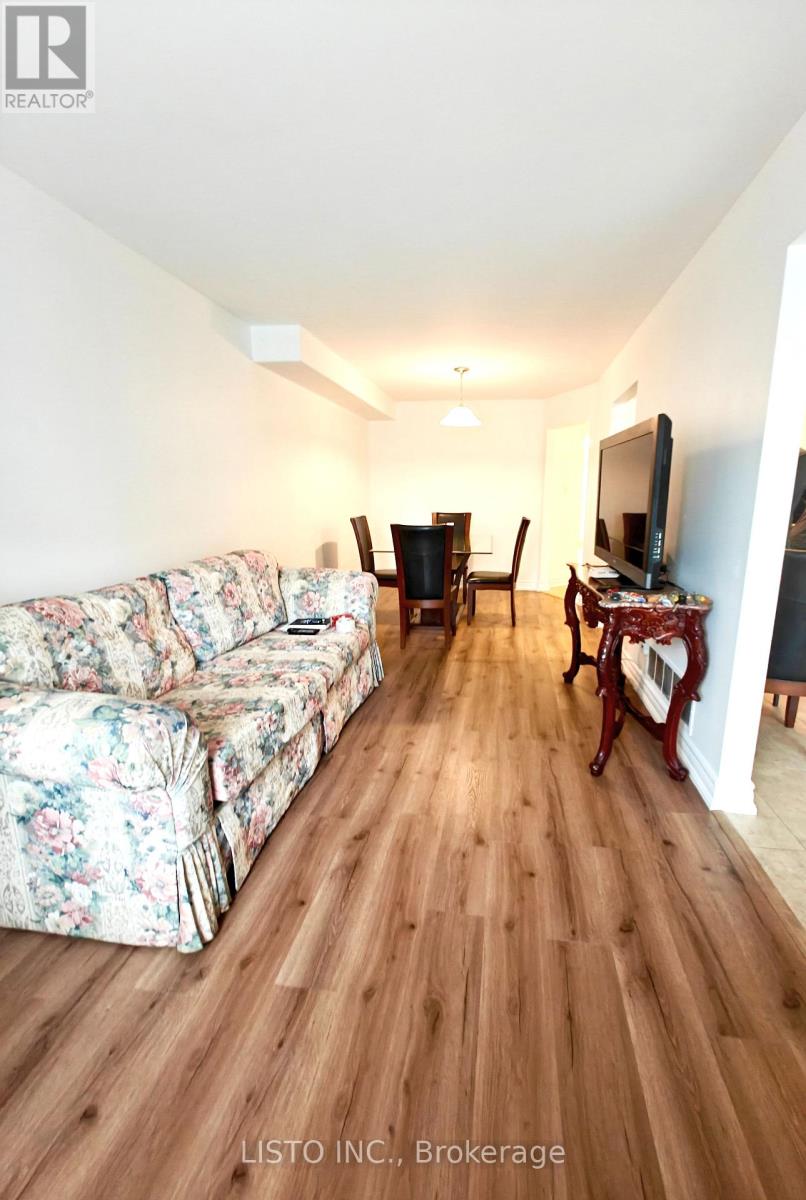 103 - 5255 Guildwood Way, Mississauga (Hurontario), Ontario  L5R 4A9 - Photo 2 - W13068080