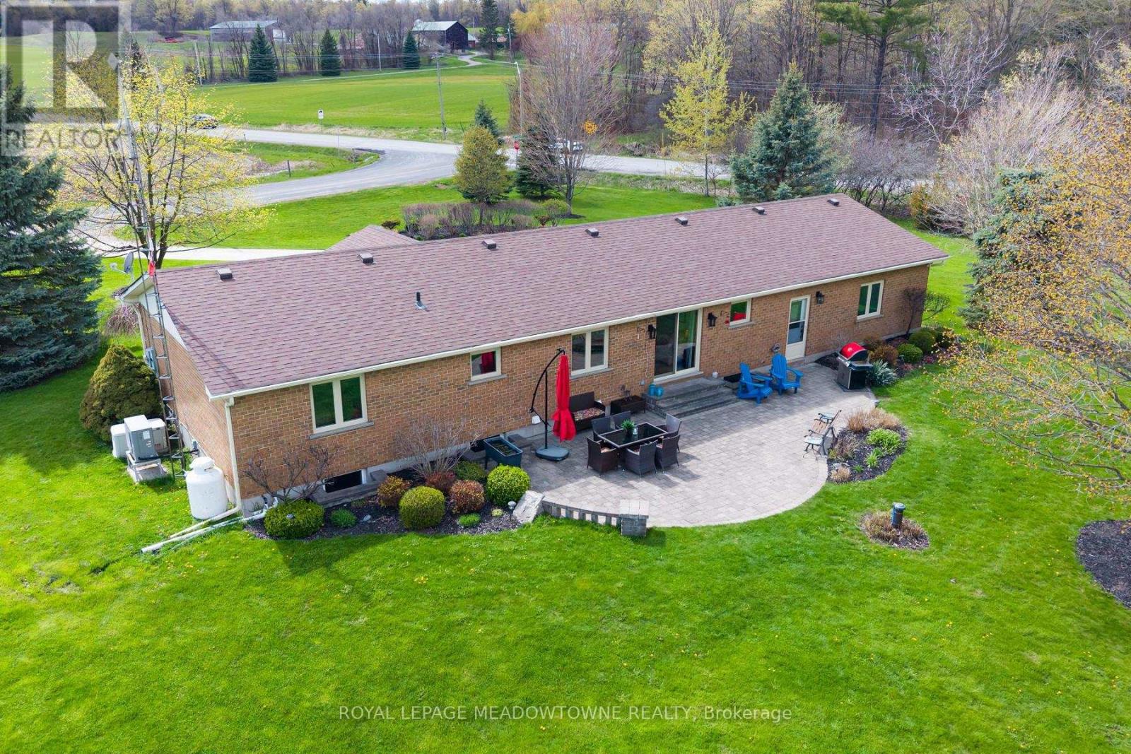 10997 Third Line, Halton Hills (Es Rural Esquesing), Ontario  L9T 2X9 - Photo 34 - W13068088