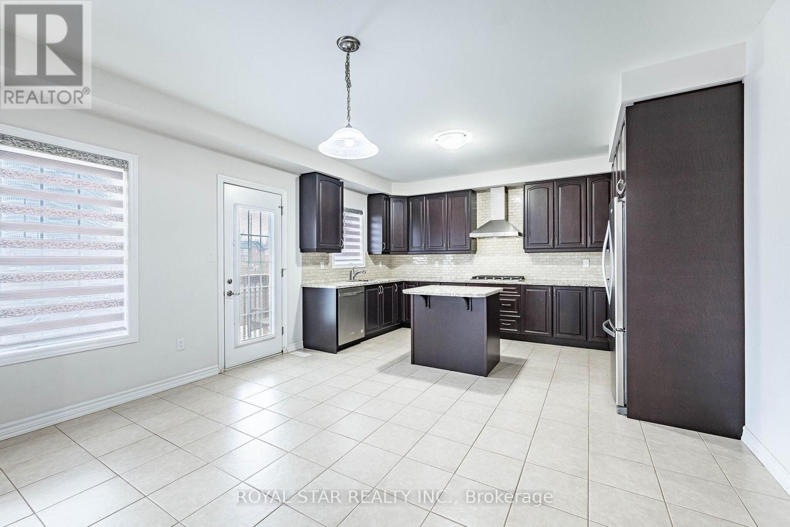44 Hammerhead Road, Brampton (Northwest Brampton), Ontario  L7A 4P9 - Photo 14 - W13068096