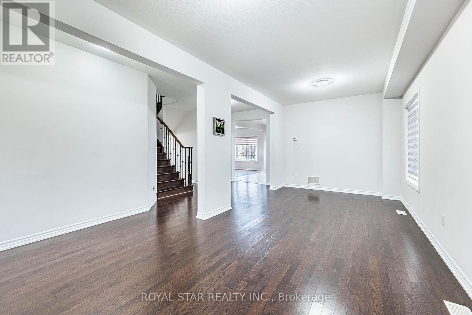 44 Hammerhead Road, Brampton (Northwest Brampton), Ontario  L7A 4P9 - Photo 9 - W13068096