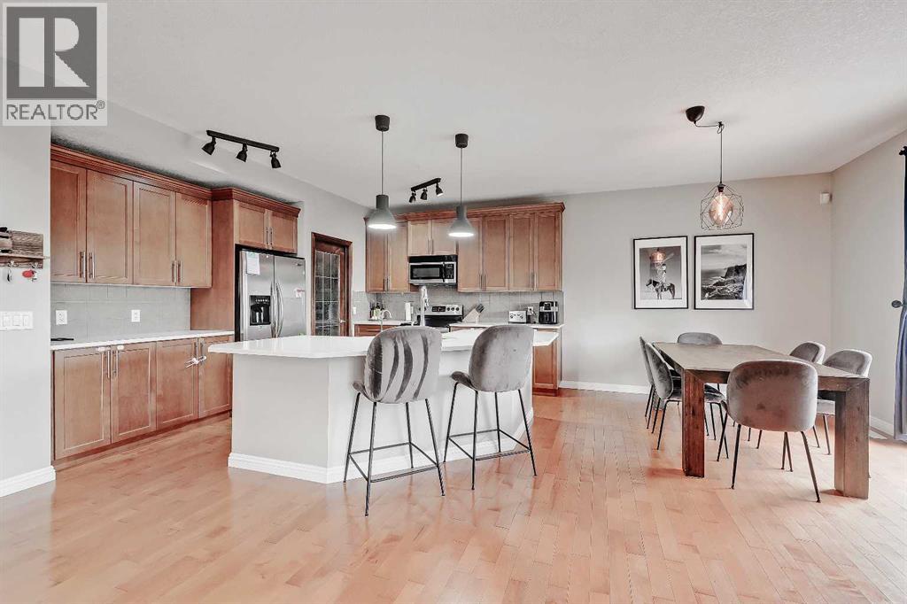 196 Hawkmere Way, Chestermere, Alberta  T1X 0C9 - Photo 9 - A2306632