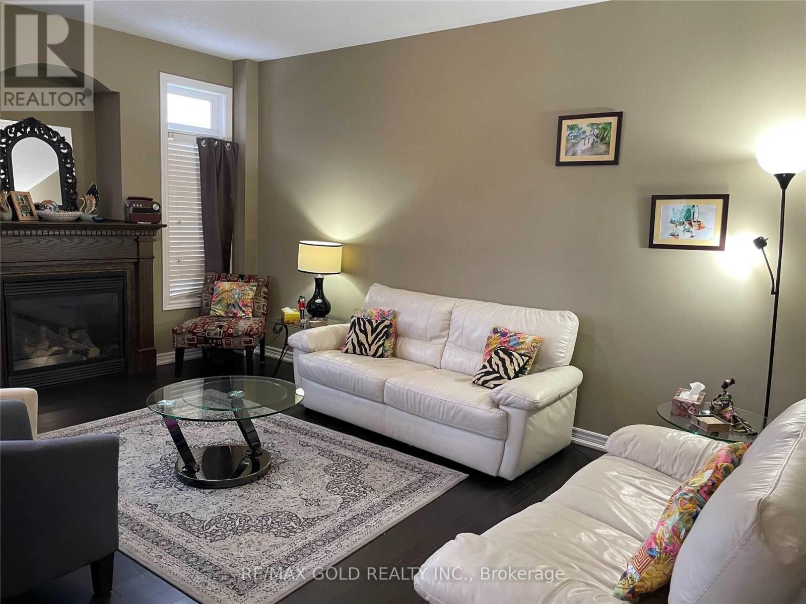 2323 Orchard Road, Burlington (Orchard), Ontario  L7L 7E8 - Photo 2 - W13068128