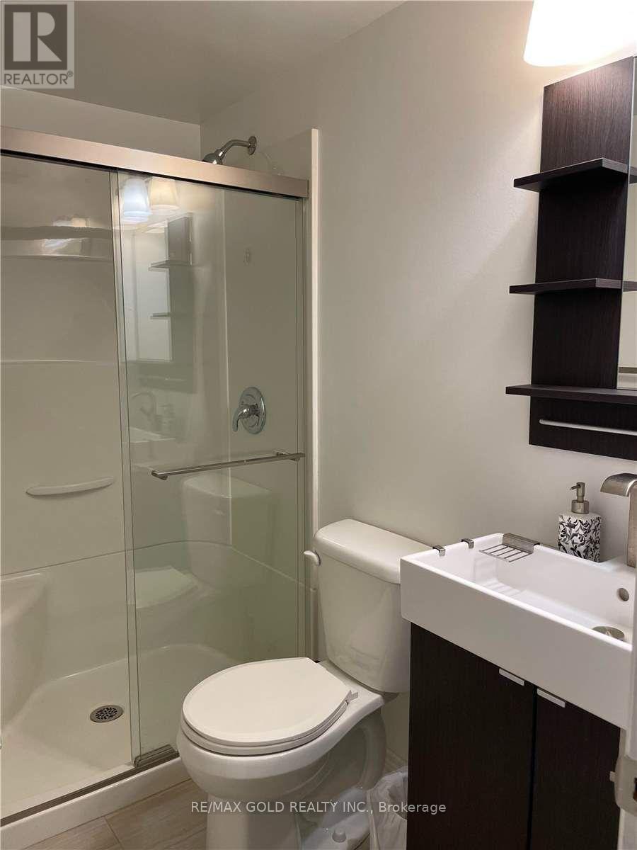 2323 Orchard Road, Burlington (Orchard), Ontario  L7L 7E8 - Photo 7 - W13068128