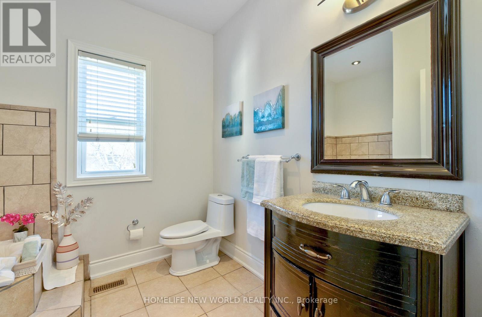 224 Belgravia Avenue, Toronto (Briar Hill-Belgravia), Ontario  M6E 2M8 - Photo 16 - W13068236