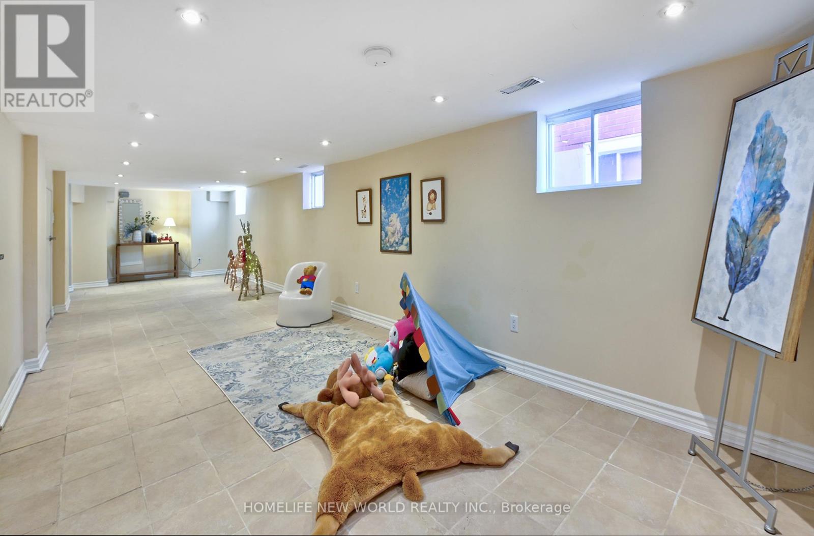 224 Belgravia Avenue, Toronto (Briar Hill-Belgravia), Ontario  M6E 2M8 - Photo 23 - W13068236