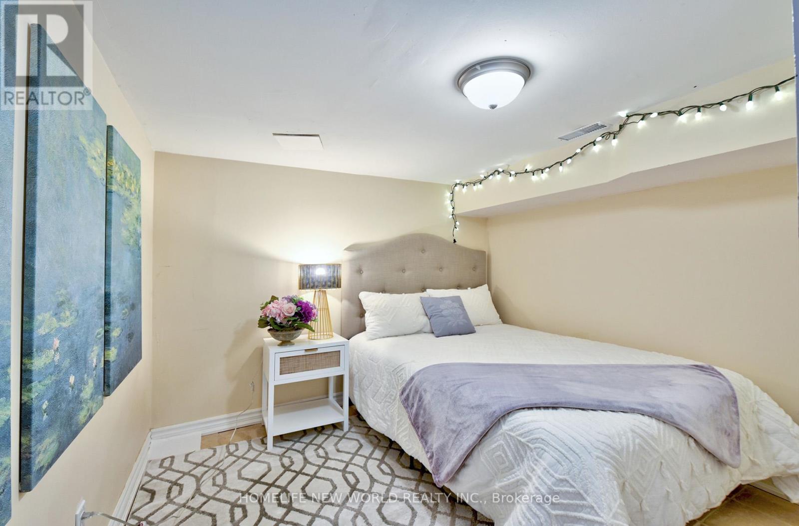224 Belgravia Avenue, Toronto (Briar Hill-Belgravia), Ontario  M6E 2M8 - Photo 24 - W13068236