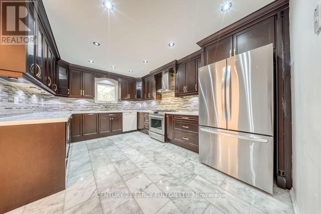 68 Colleen Street, Vaughan, Ontario  L4J 5G6 - Photo 11 - N13064168