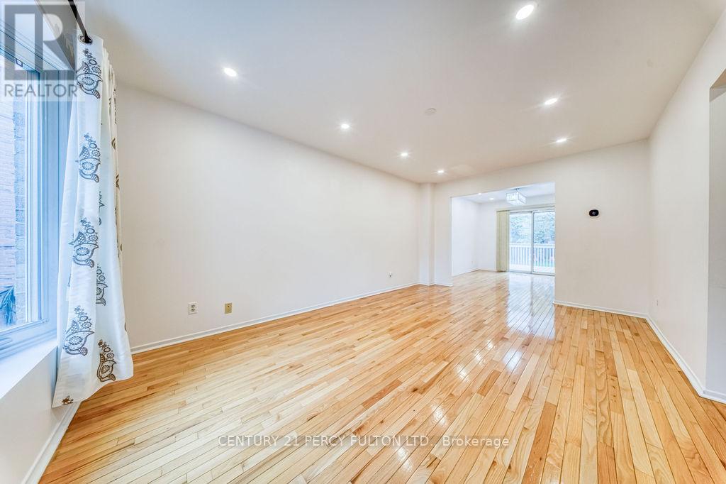 68 Colleen Street, Vaughan, Ontario  L4J 5G6 - Photo 6 - N13064168