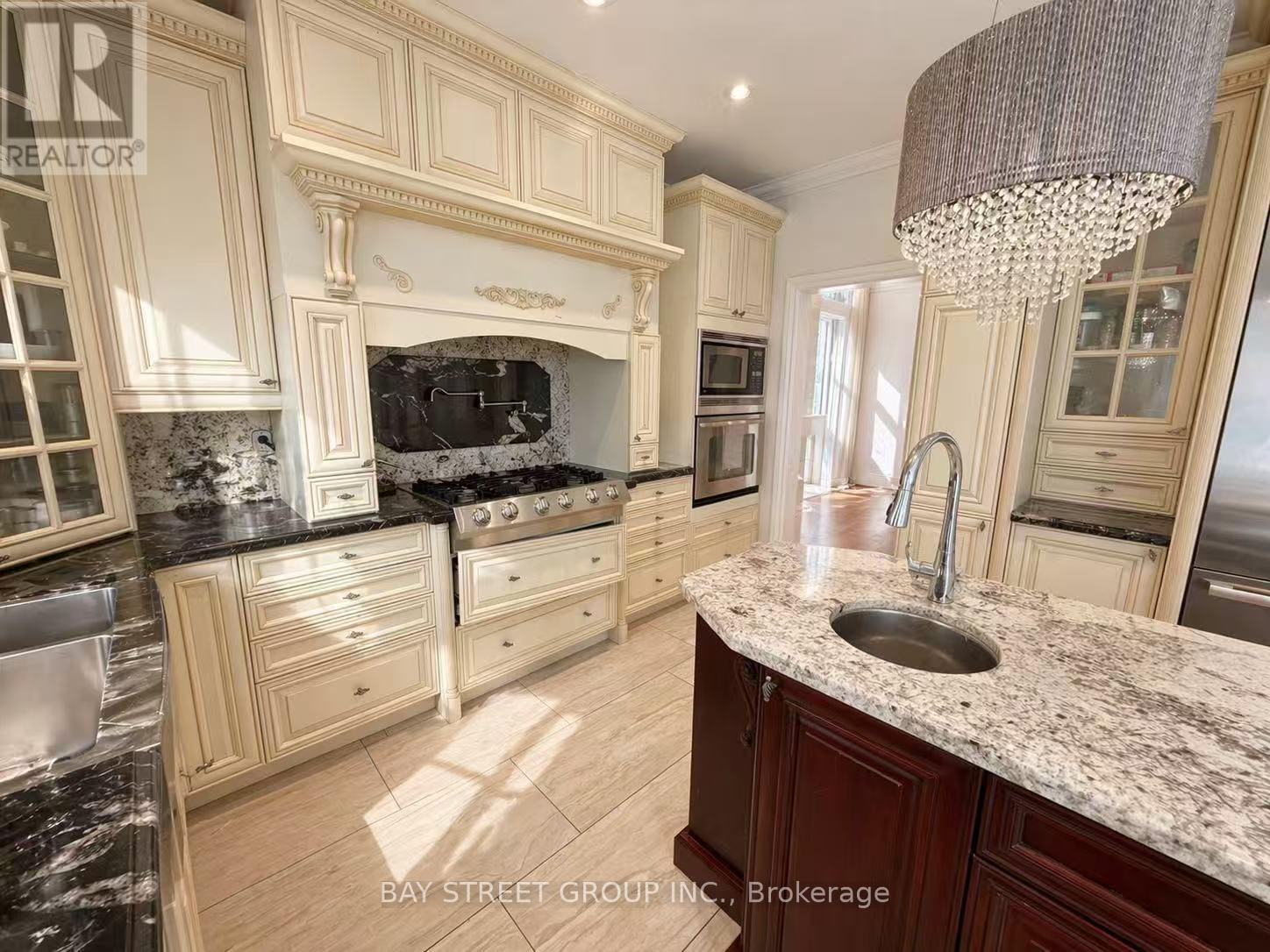 Upper Level - 42 Fouracre Way, Aurora, Ontario  L4G 7W1 - Photo 14 - N13041900