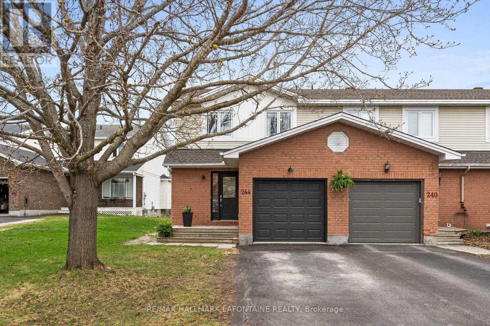 244 JAMIESON STREET, Mississippi Mills, Ontario