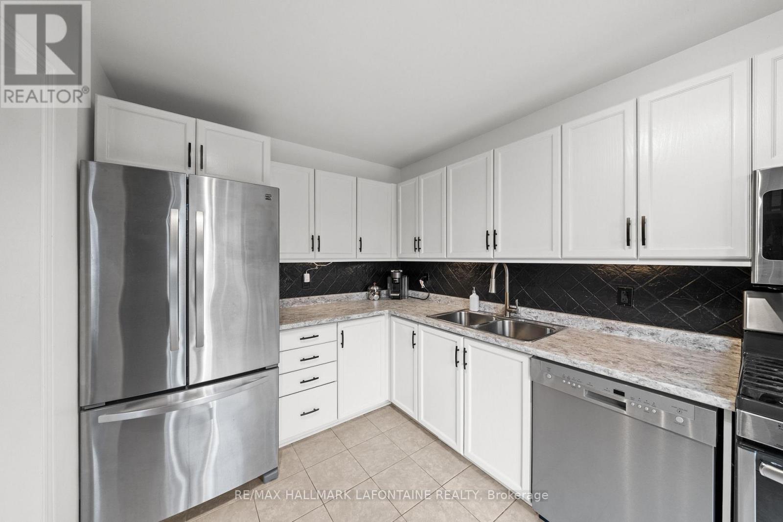 244 Jamieson Street, Mississippi Mills, Ontario  K0A 1A0 - Photo 15 - X13068582