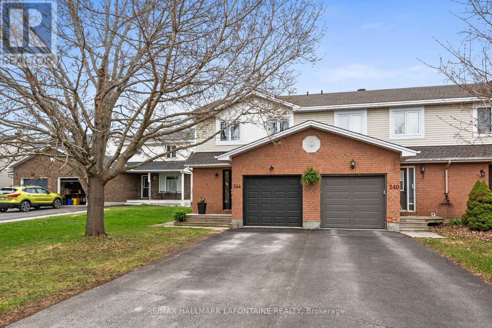 244 Jamieson Street, Mississippi Mills, Ontario  K0A 1A0 - Photo 2 - X13068582