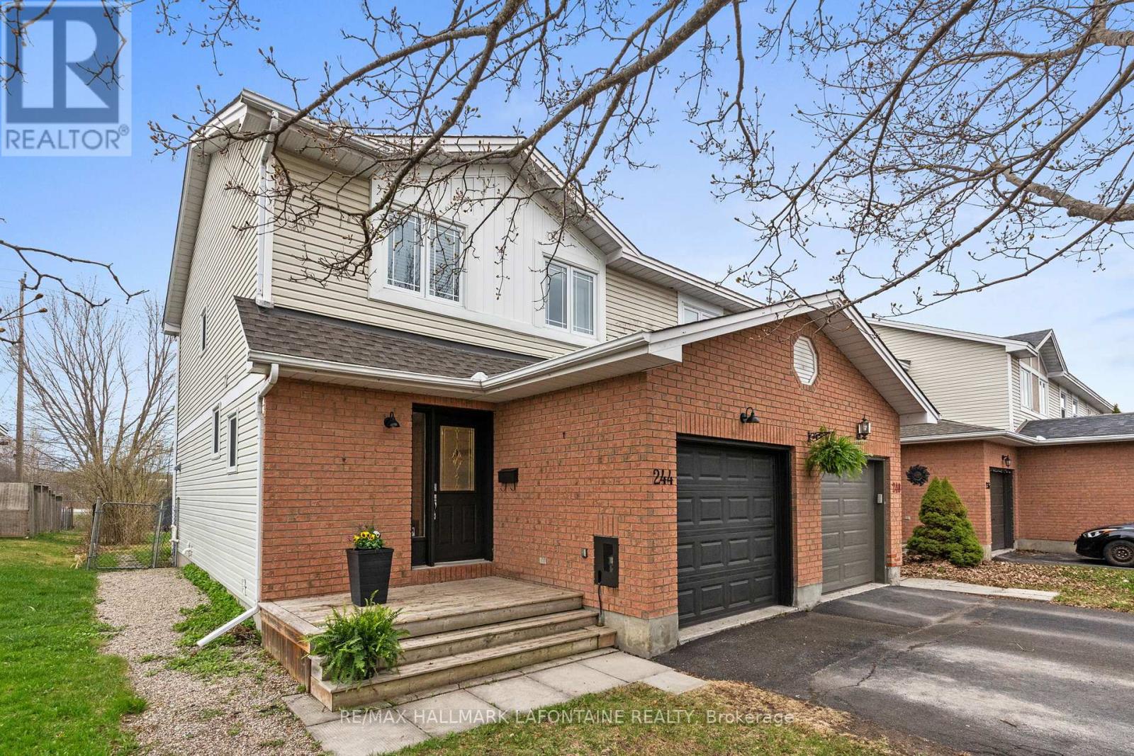 244 Jamieson Street, Mississippi Mills, Ontario  K0A 1A0 - Photo 3 - X13068582