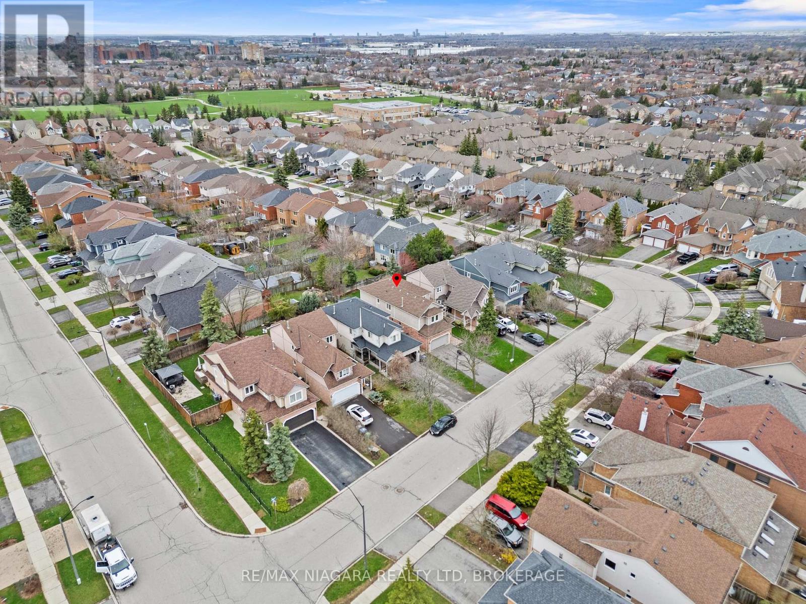 5640 Wells Place, Mississauga (Central Erin Mills), Ontario  L5M 5T7 - Photo 45 - W13068326