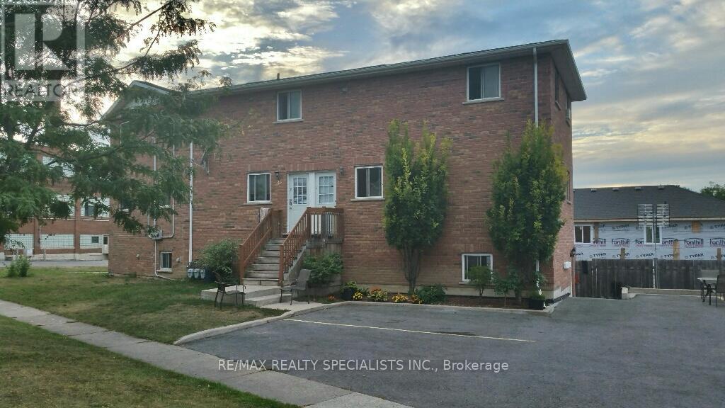2 - 36 Merritt Street, St. Catharines, Ontario L2T 1J3 - Photo 1 - X13068018