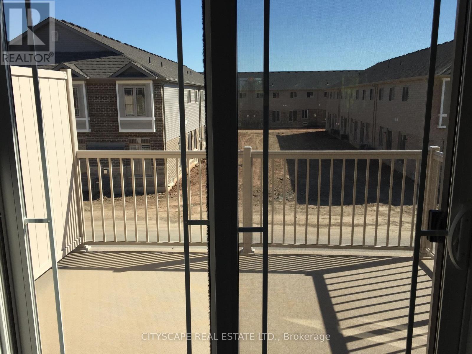29 Crossings Way, Hamilton, Ontario  L0R 1P0 - Photo 7 - X13068074