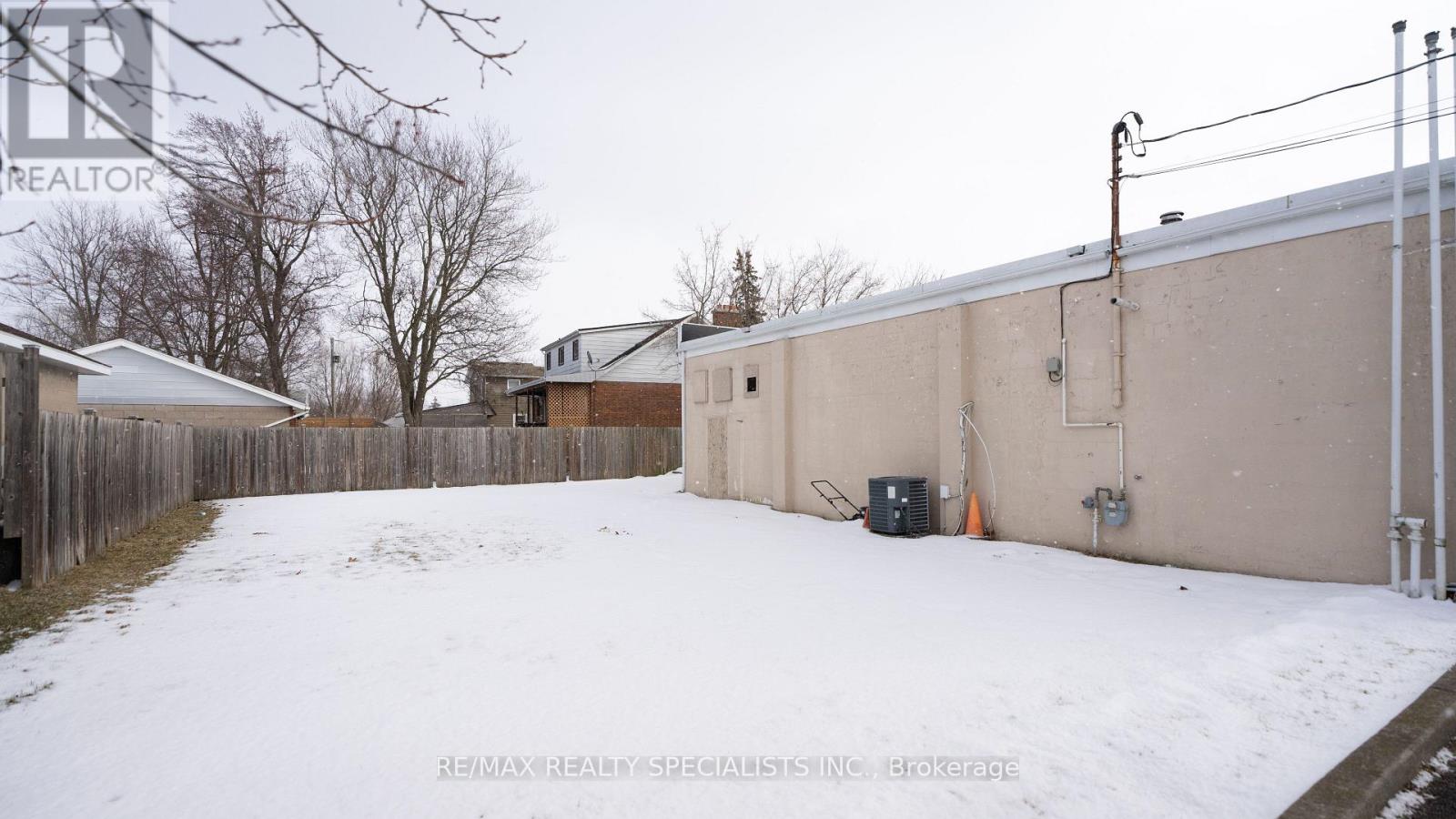 132 Main Street E, Port Colborne, Ontario L3K 1S4 - Photo 9 - X13068084