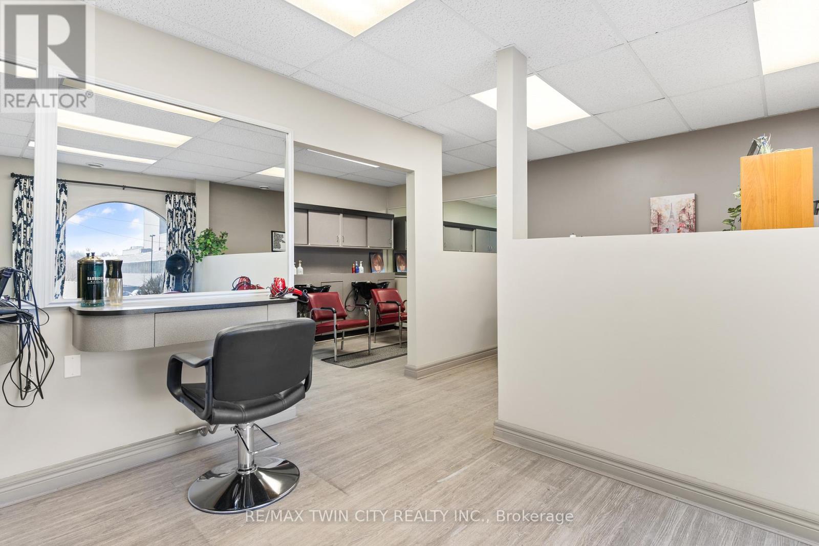 10 Glebe Street E, Cambridge, Ontario  N1S 2P1 - Photo 15 - X13068202
