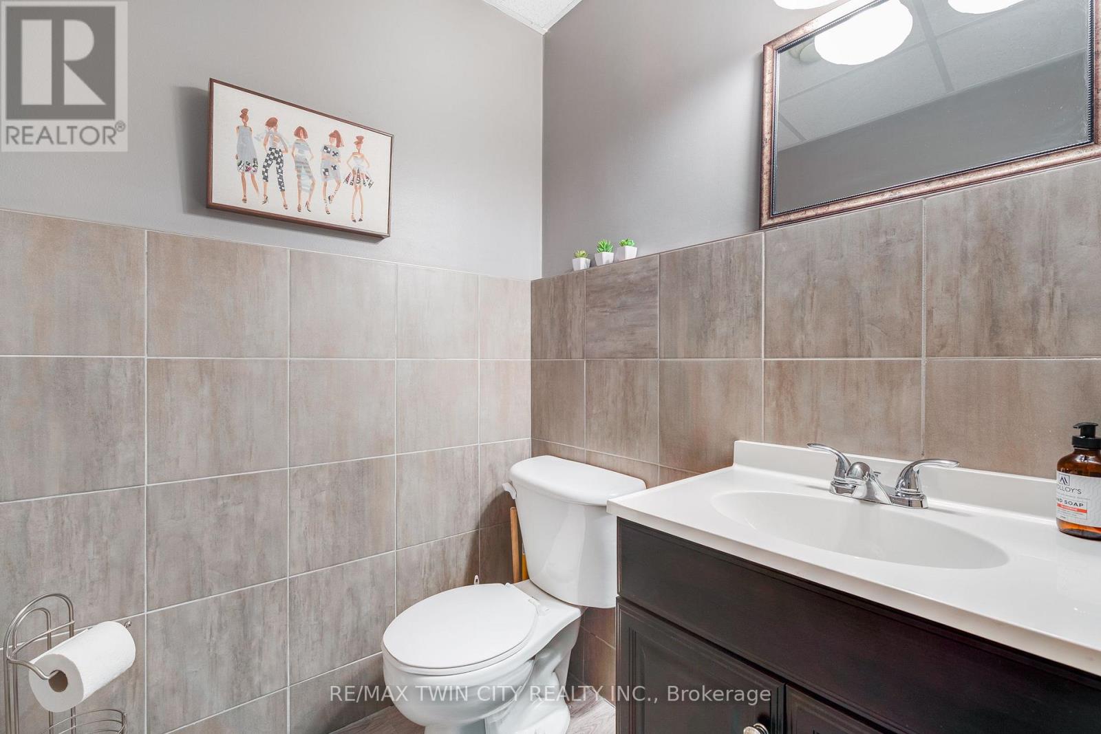 10 Glebe Street E, Cambridge, Ontario  N1S 2P1 - Photo 17 - X13068202
