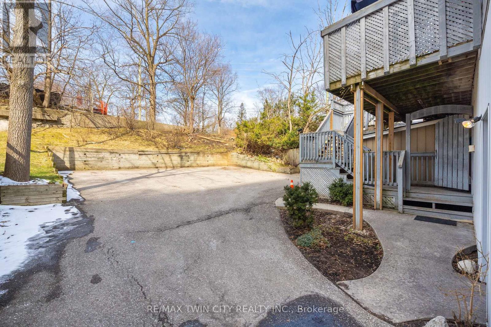 10 Glebe Street E, Cambridge, Ontario  N1S 2P1 - Photo 18 - X13068202