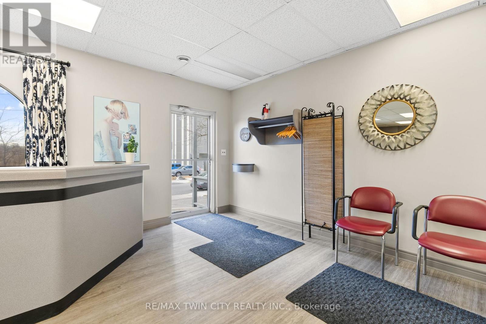 10 Glebe Street E, Cambridge, Ontario  N1S 2P1 - Photo 6 - X13068202