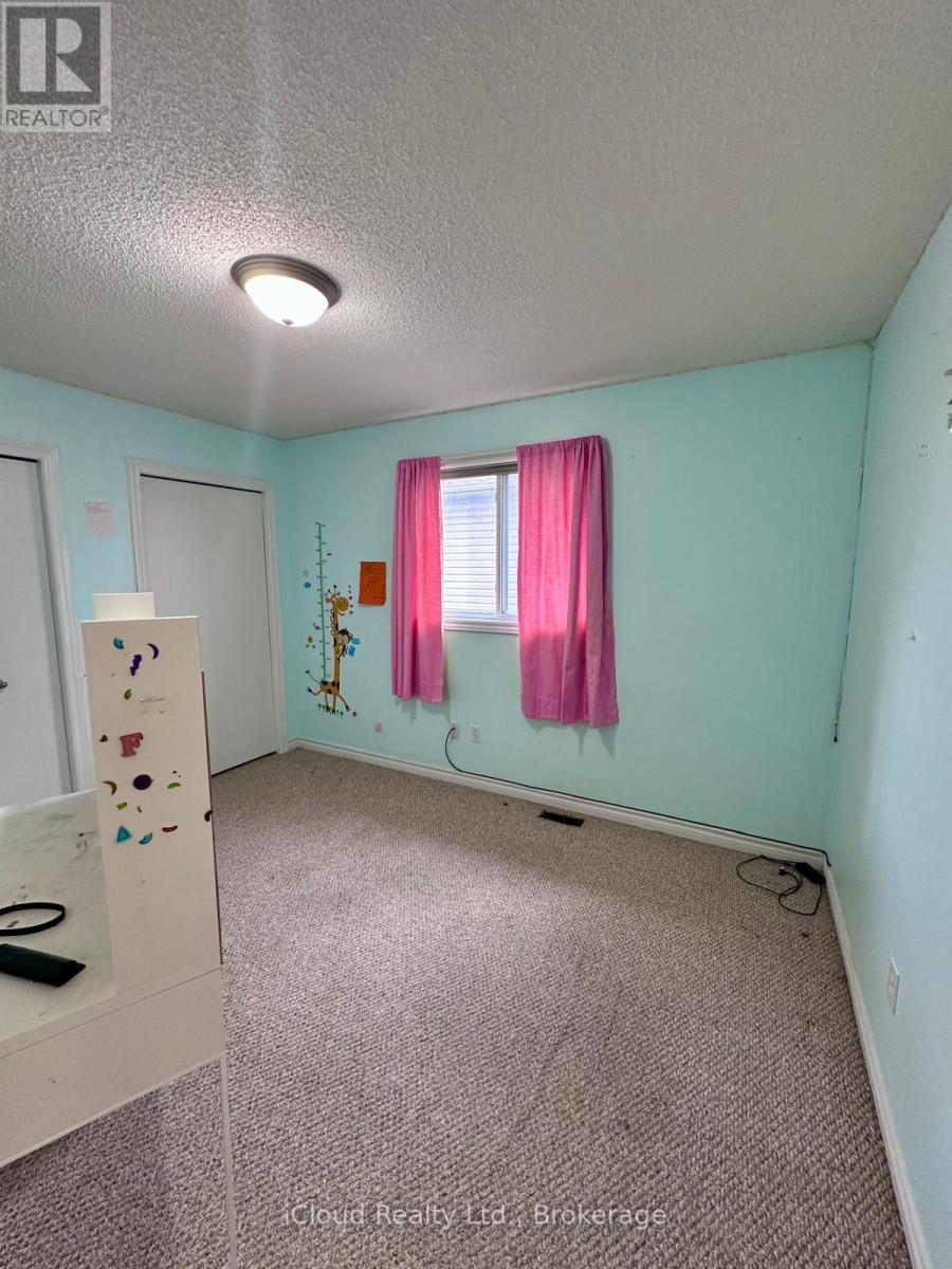 1577 Purser Street, London East (East D), Ontario  N5V 5J3 - Photo 10 - X13068256