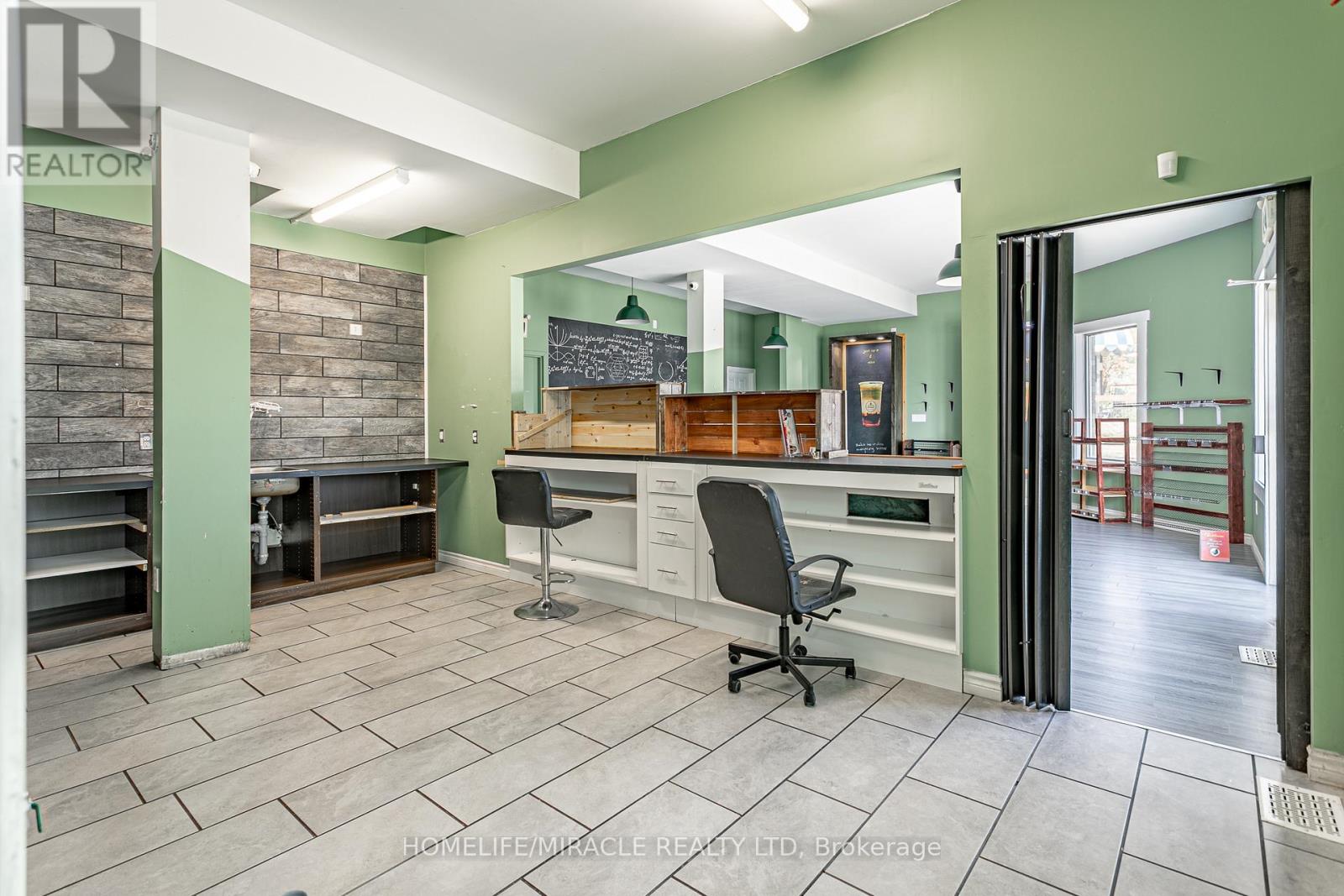 257 Dundas Street, Woodstock, Ontario  N4S 1A9 - Photo 13 - X13068258
