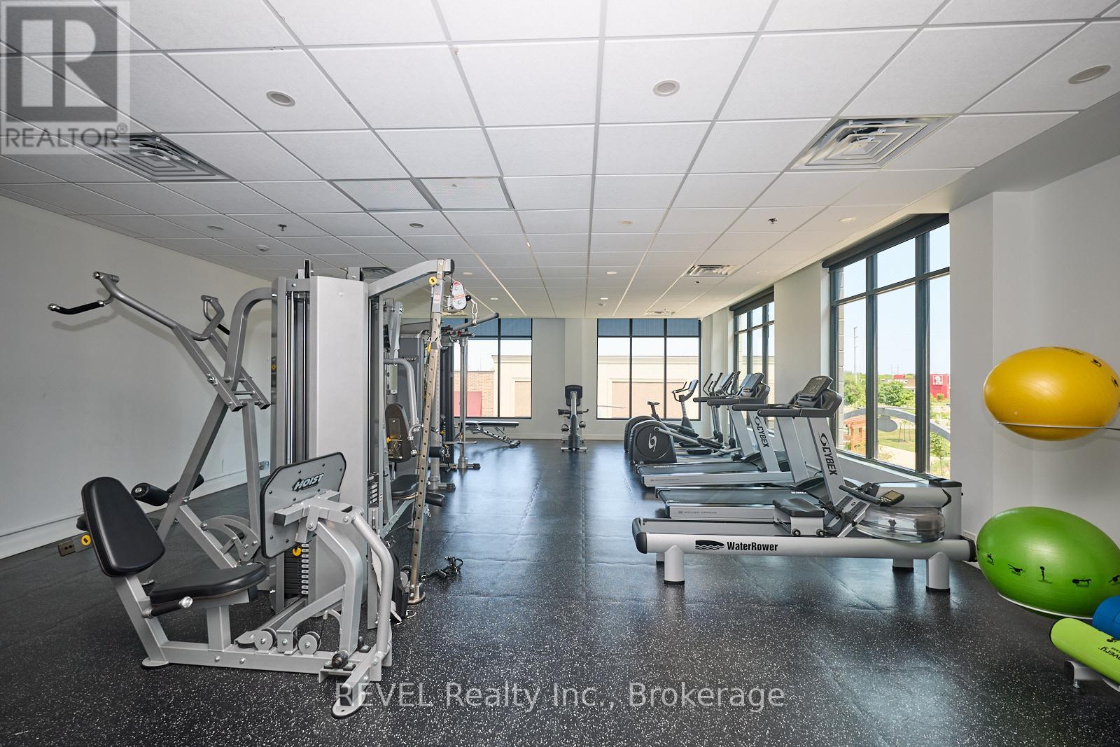 204 - 300b Fourth Avenue, St. Catharines, Ontario  L2S 0E6 - Photo 30 - X13068432