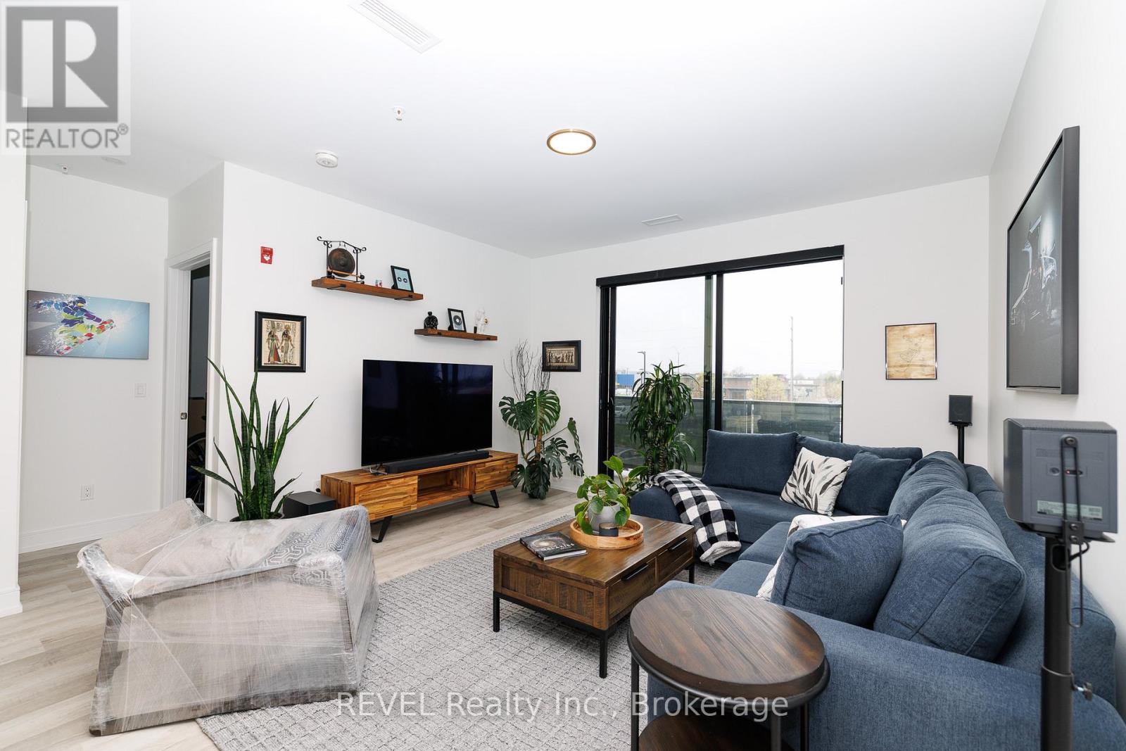 204 - 300b Fourth Avenue, St. Catharines, Ontario  L2S 0E6 - Photo 9 - X13068432