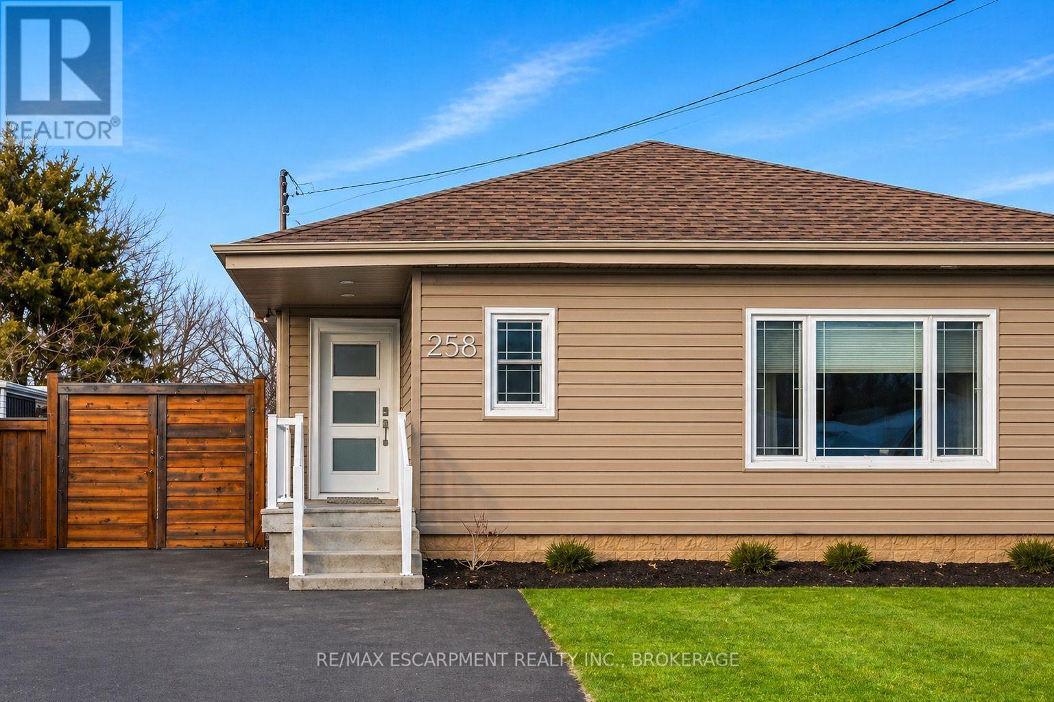 258 Sanatorium Road, Hamilton, Ontario  L9C 1Z9 - Photo 4 - X13068470