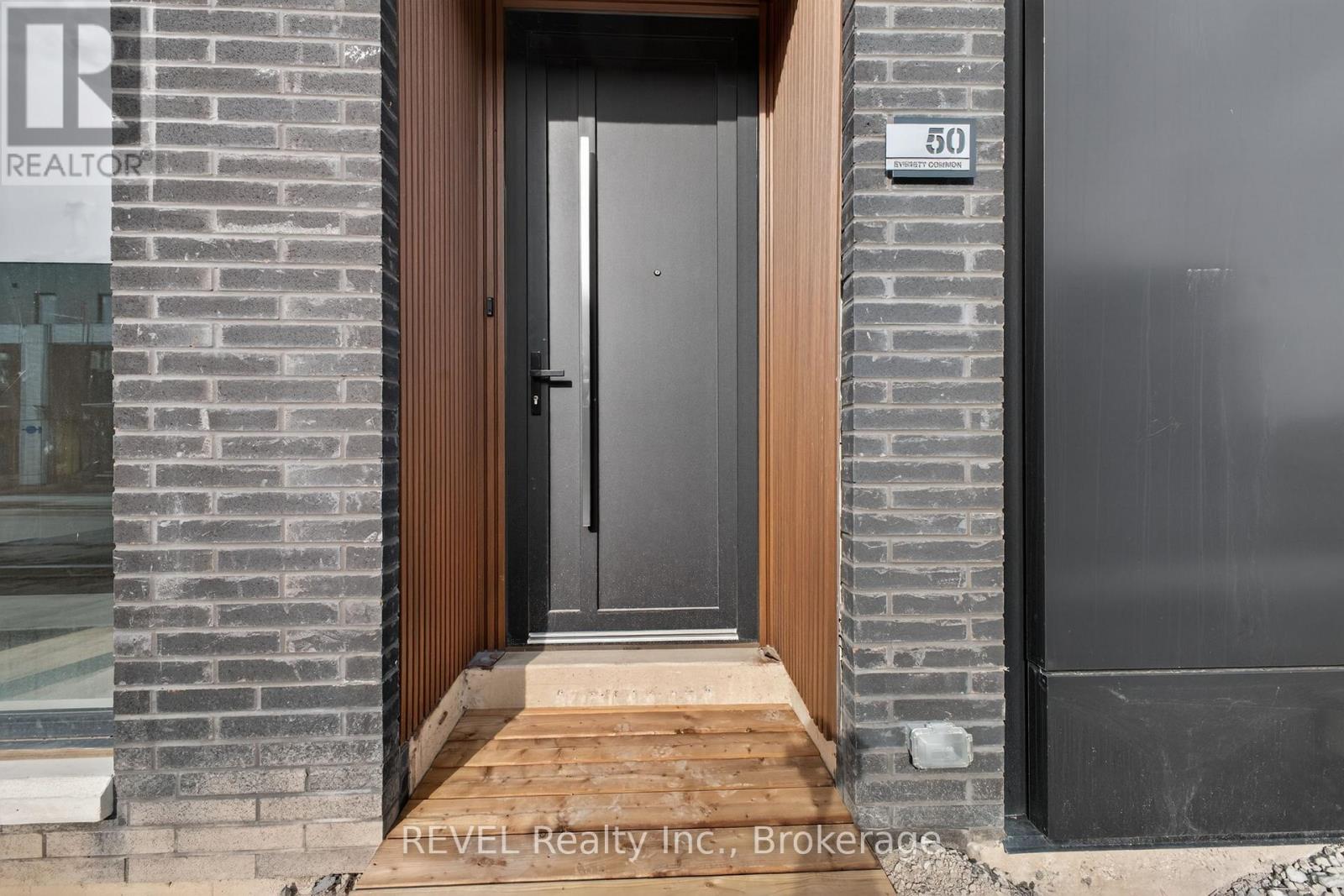 50 Everett Common, St. Catharines, Ontario  L2P 0H1 - Photo 2 - X13068504